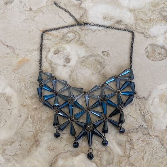 Blue Glass Bib Necklace Crystal Sparkle Star Pattern - Picture 6 of 7